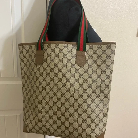 EUC Extremely Rare Vintage Large GUCCI GG Monogram Tote With Red & Green Straps
